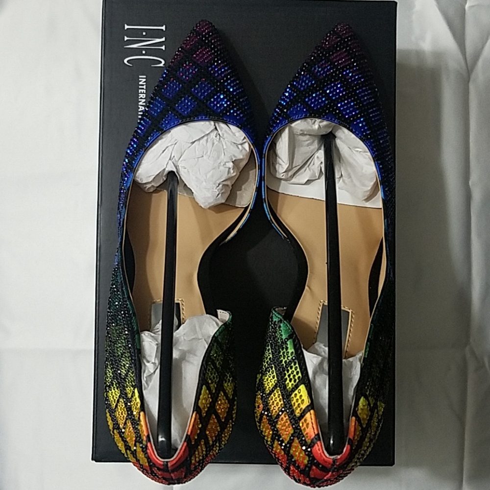 Shoe